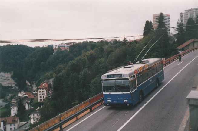 Volvo/Hess-Obus 42, in Dienst von 1981-2003, auf der Route des Alpes am 25.09.1987, Foto: J. Lehmann