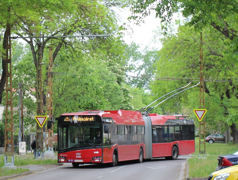 Auch an Wochenenden wurden Probefahrten mit dem neuen Solaris IV/Skoda-Trolleybus 9100 durchgeführt, hier am Samstag, 28.04.2019. Foto: J. Lehmann