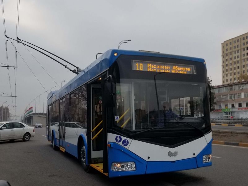 BKM321-Trolleybus 1040 im Einsatz auf der Linie 10 am 12.12.2020. Foto: Scaumedes