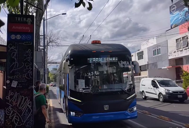 Sunwin-Trolleybus 3021 als Linie 3. Foto: Un trolebús llamado deseo, siehe:
