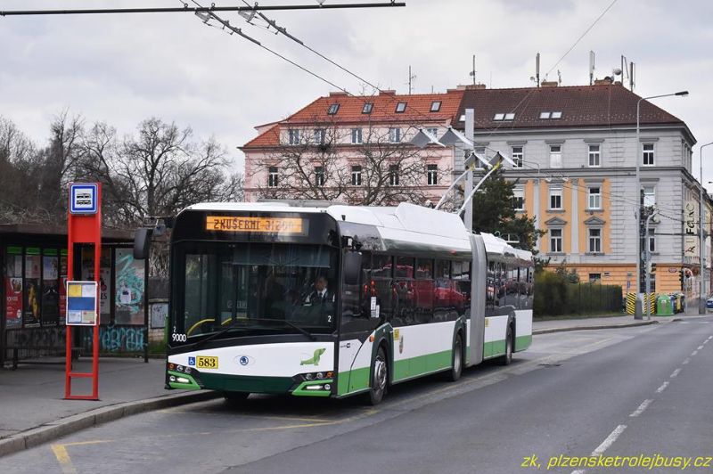Im April 2019 konnte mit Wagen-Nr.9000 der Gelenktrolleybus 583 für Pilsen drei Wochen erprobt werden. Foto: Zdeněk Kresa
