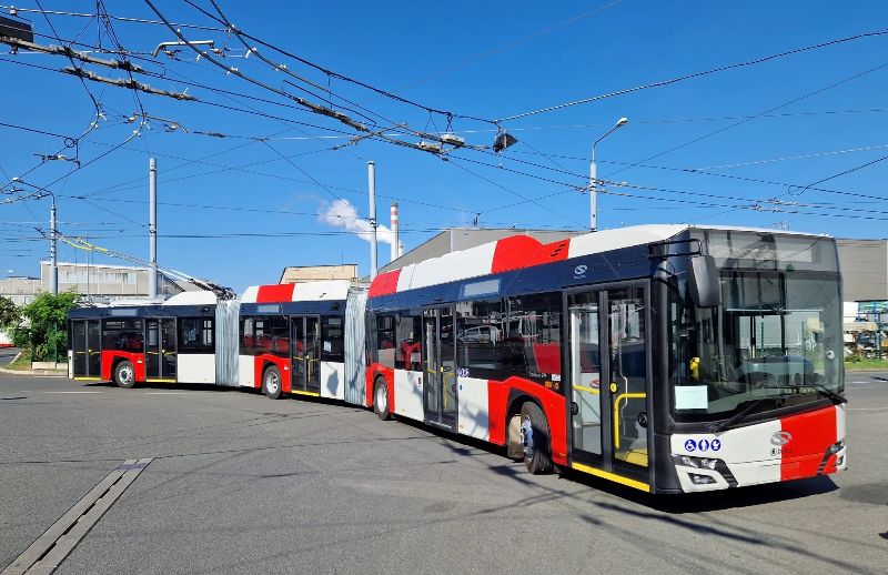 Vorstellung des ersten Solaris/Škoda 38Tr für Prag am 15.9.2023. Foto: Zdopravy.cz, Jan Nevyhoštěný, siehe: