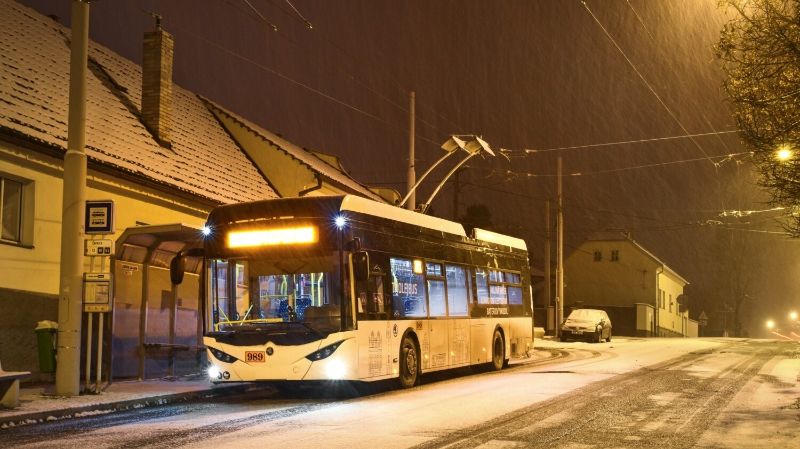 Der Prototyp des Trolleybusses Škoda 36 Tr bei seiner letzten Fahrt am 11. Dezember 2022 in Pilsen. Foto: Ing. Zdeněk Kresa