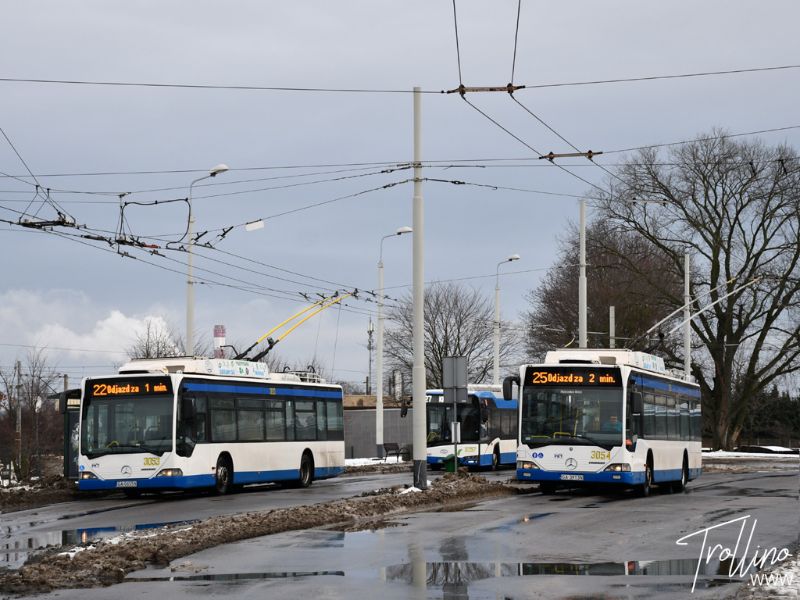 In der Wendeschleife Cisowa SKM standen am 20.1.2021 die beiden Citaro-Trolleybusse 3053 und 3054. Foto: Karol Grzonka